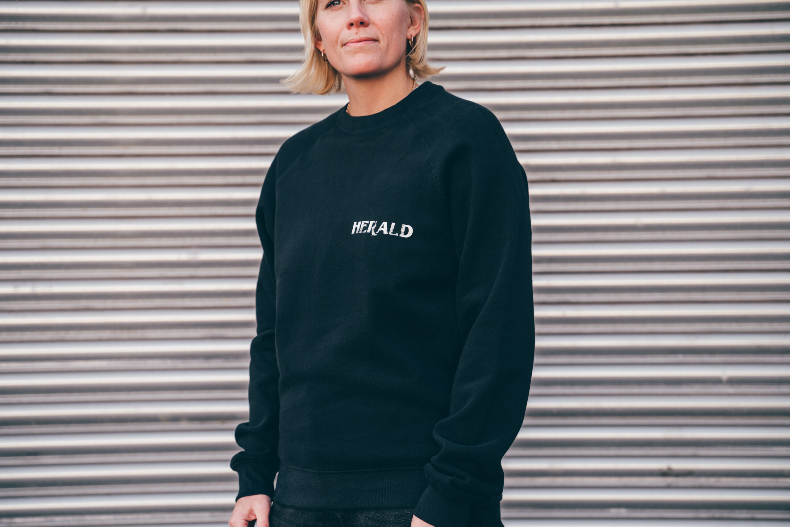 Herald Brand Logo Sweat - Washed Black - XL